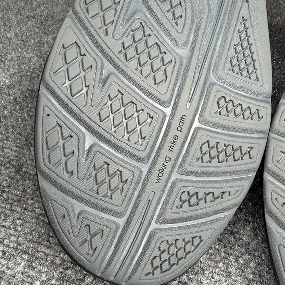 New Balance 813 Walking Shoes Womens Size 9.5 4E Black Leather Low Lace Athletic - Picture 13 of 14